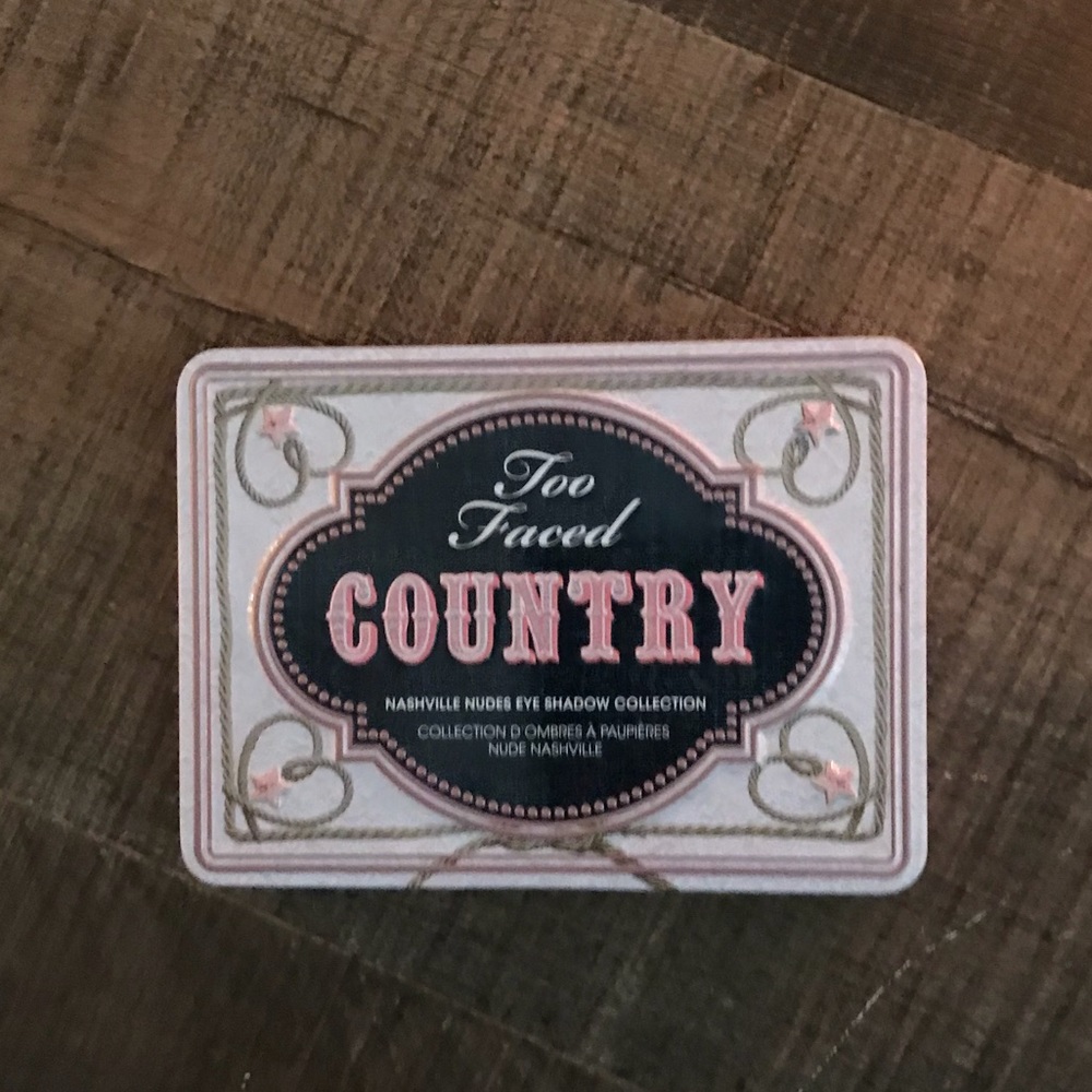 Lightly used- Too Faced Country